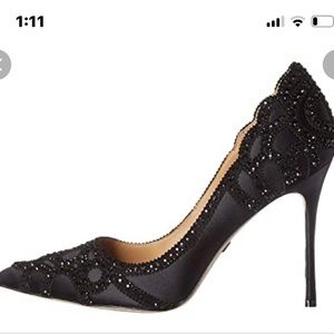Stunning Badgley Mischka black heels